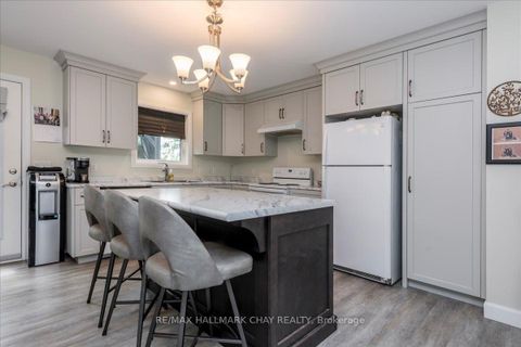 Photo 2 at 1115 Shore Acres Drive, Gilford, Innisfil
