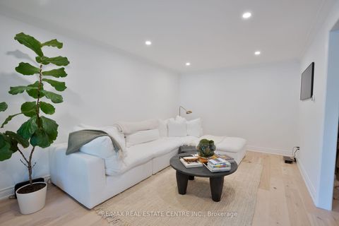 Photo 5 at 2221 Wyandotte Drive, BR Bronte, Oakville