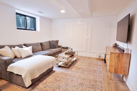 Photo 8 at 2221 Wyandotte Drive, BR Bronte, Oakville
