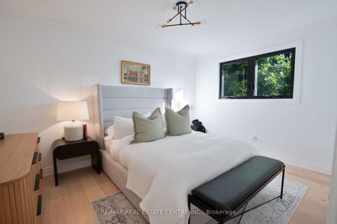 Photo 12 at 2221 Wyandotte Drive, BR Bronte, Oakville
