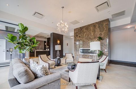 Photo 5 at 610 - 11611 Yonge Street, Jefferson, Richmond Hill