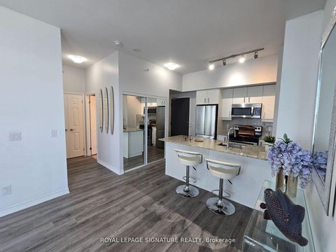 Photo 14 at 610 - 11611 Yonge Street, Jefferson, Richmond Hill