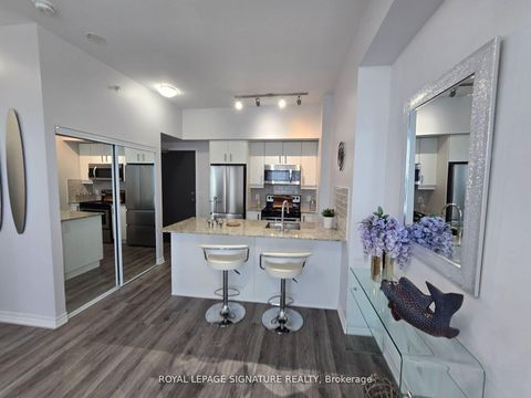 Photo 17 at 610 - 11611 Yonge Street, Jefferson, Richmond Hill