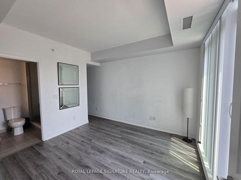 Photo 29 at 610 - 11611 Yonge Street, Jefferson, Richmond Hill