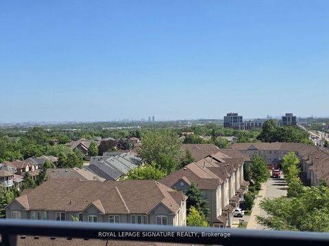 Photo 42 at 610 - 11611 Yonge Street, Jefferson, Richmond Hill
