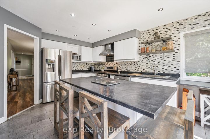 Photo 13 at 8 Lanercost Way, Heart Lake East, Brampton