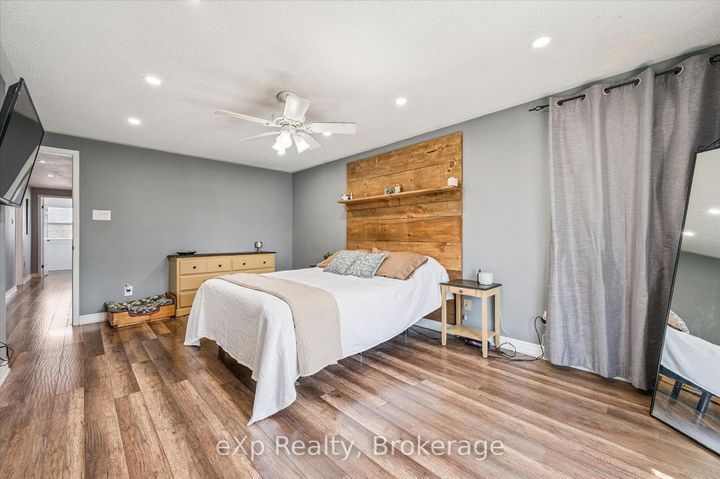 Photo 21 at 8 Lanercost Way, Heart Lake East, Brampton