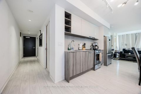 Photo 13 at 363 - 31 Tippett Road, Clanton Park, Toronto