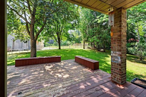 Photo 37 at 2 Aukland Lane, King City, King