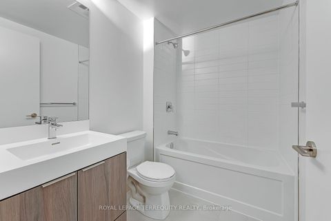 Photo 17 at 127 - 11 Maryport Avenue, CFB, Toronto