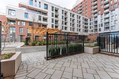 Photo 19 at 127 - 11 Maryport Avenue, CFB, Toronto