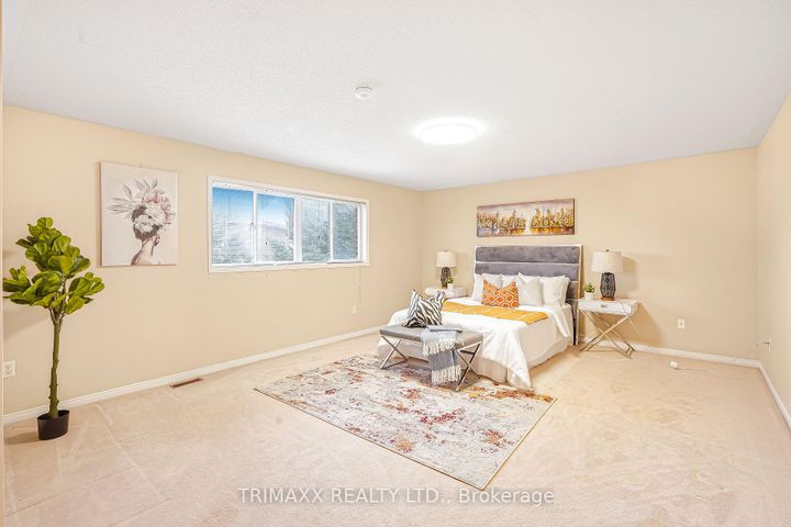 Photo 16 at 3 Turret Crescent, Fletcher's Meadow, Brampton