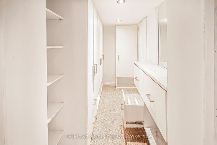 Photo 22 at 3 Turret Crescent, Fletcher's Meadow, Brampton