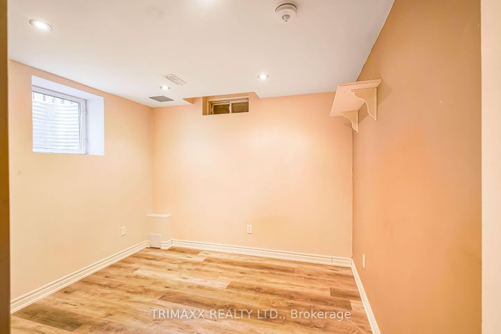 Photo 26 at 3 Turret Crescent, Fletcher's Meadow, Brampton