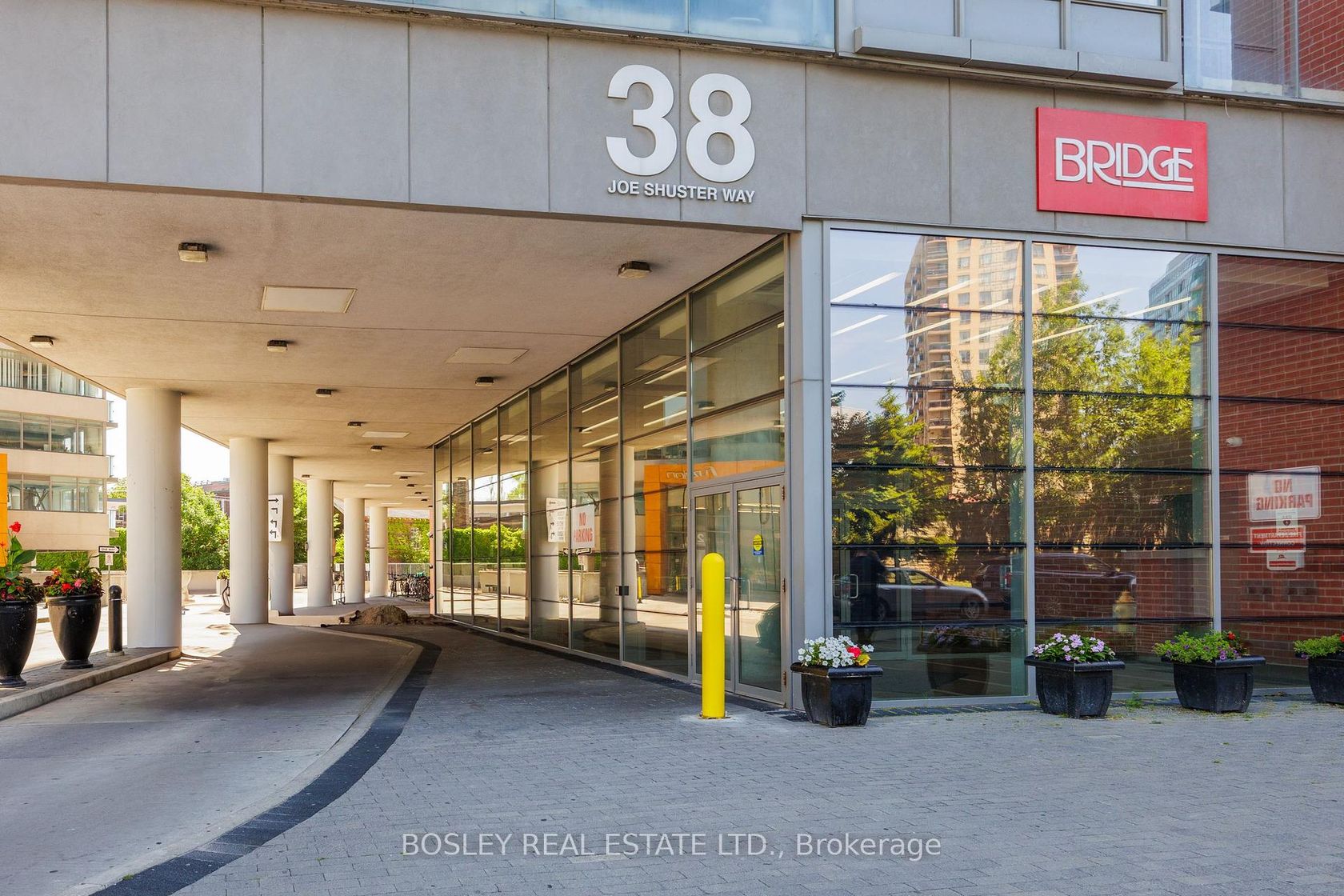 604 - 38 Joe Shuster Way, South Parkdale, Toronto 