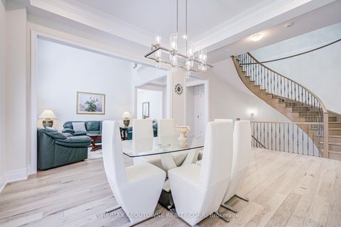 Photo 12 at 2359 Saw Whet Boulevard, GA Glen Abbey, Oakville