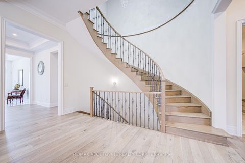 Photo 13 at 2359 Saw Whet Boulevard, GA Glen Abbey, Oakville