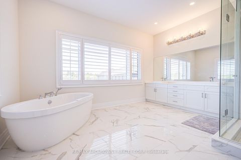 Photo 28 at 2359 Saw Whet Boulevard, GA Glen Abbey, Oakville