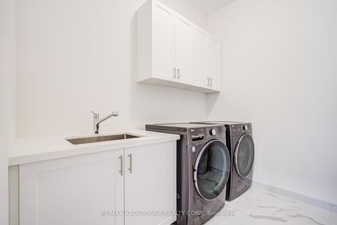 Photo 31 at 2359 Saw Whet Boulevard, GA Glen Abbey, Oakville