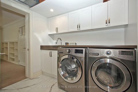Photo 25 at 140 Wedgewood Drive, Newtonbrook East, Toronto