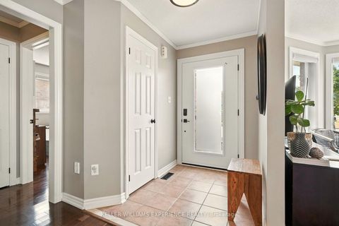 Photo 3 at 12 Dunnett Drive, Ardagh, Barrie