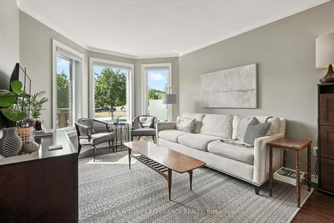 Photo 6 at 12 Dunnett Drive, Ardagh, Barrie