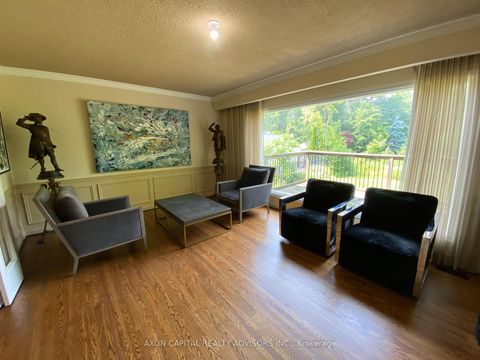 Photo 12 at 108 Old Colony Road, Windfields, Toronto