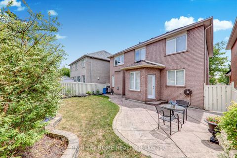 Photo 23 at 8 Santa Maria Trail, Vellore Village, Vaughan