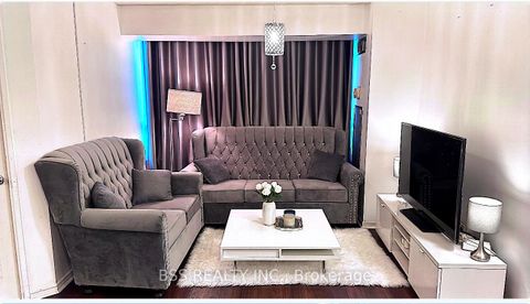 Photo 10 at 1208 - 5 Greystone Walk Drive E, Kennedy Park, Toronto