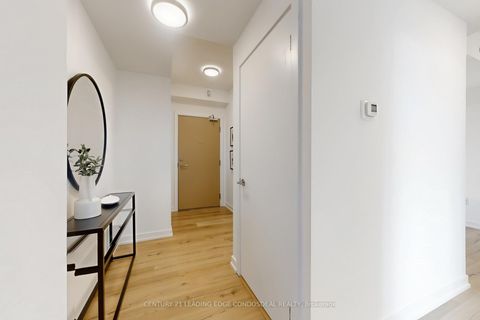 Photo 10 at 907 - 1195 The Queensway Street, City Centre West, Toronto
