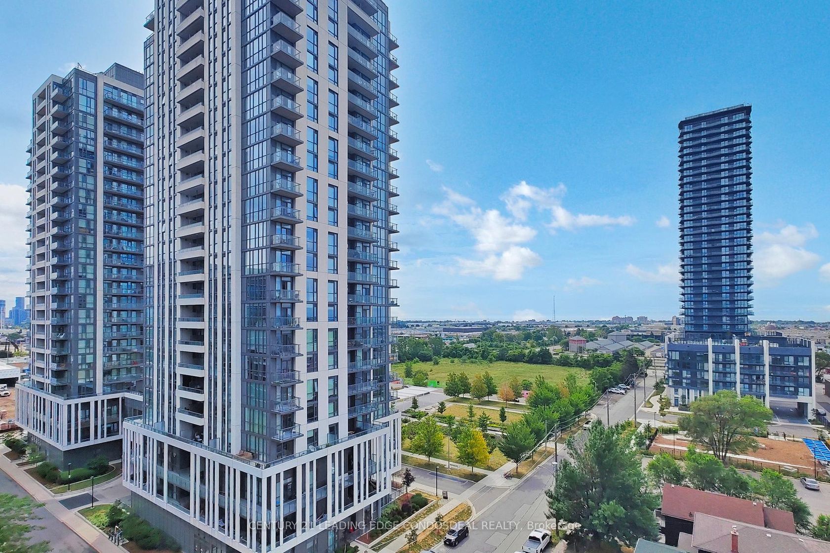 907 - 1195 The Queensway Street, City Centre West, Toronto 