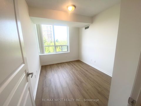 Photo 7 at 512 - 330 Red Maple Road W, Langstaff, Richmond Hill