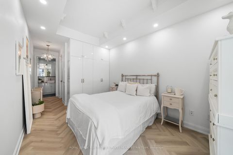 Photo 16 at 409 - 2181 Yonge Street, Mount Pleasant West, Toronto