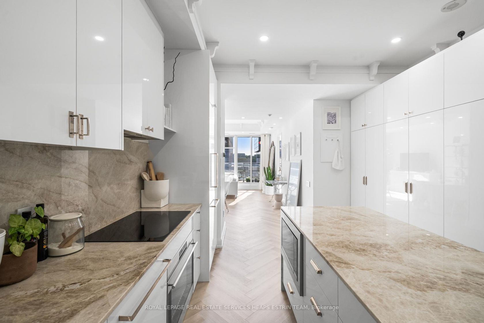 409 - 2181 Yonge Street, Mount Pleasant West, Toronto 