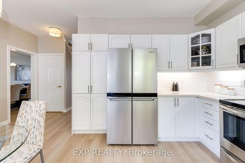 Photo 8 at 30 Earl Stewart Drive, Bayview Wellington, Aurora