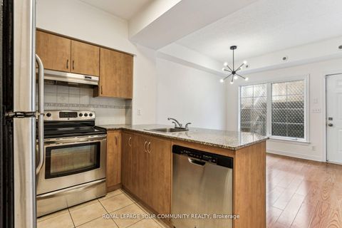 Photo 14 at 103 - 207 Wellesley Street E, South St. James Town, Toronto