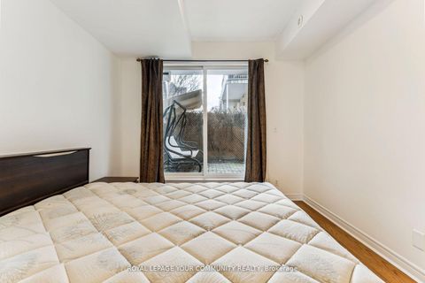 Photo 22 at 103 - 207 Wellesley Street E, South St. James Town, Toronto