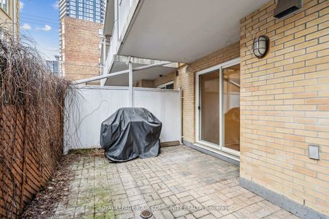 Photo 36 at 103 - 207 Wellesley Street E, South St. James Town, Toronto