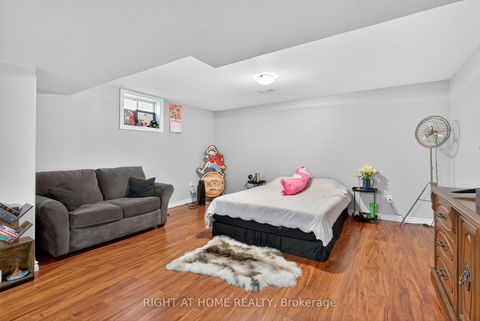 Photo 26 at 3 Player Drive, East Bayfield, Barrie