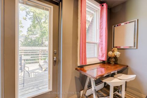 Photo 23 at 10 Follis Avenue, Annex, Toronto
