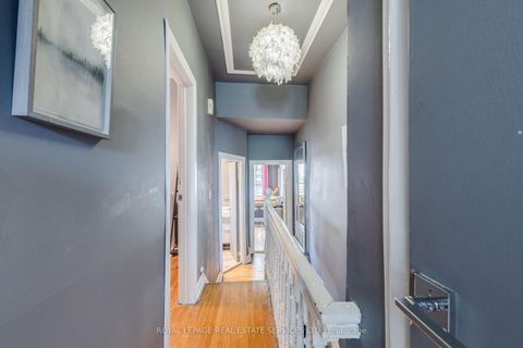 Photo 27 at 10 Follis Avenue, Annex, Toronto