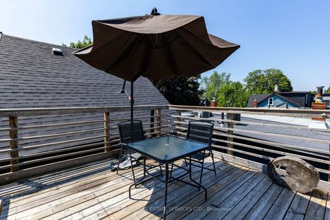 Photo 32 at 10 Follis Avenue, Annex, Toronto