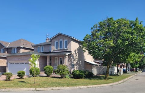Photo 1 at 164 Cinrickbar Drive, Clairville, Toronto