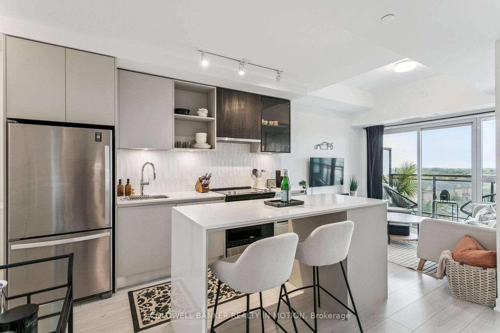 509 - 395 Dundas Street W, GO Glenorchy, Oakville 