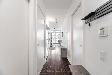 Photo 7 at 2413 - 105 The Queensway Avenue, Swansea, Toronto