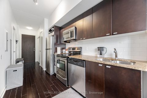 Photo 8 at 2413 - 105 The Queensway Avenue, Swansea, Toronto
