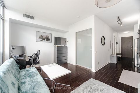 Photo 14 at 2413 - 105 The Queensway Avenue, Swansea, Toronto