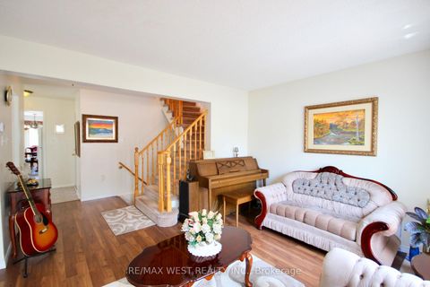 Photo 12 at 1 Platinum Drive, Amesbury, Toronto