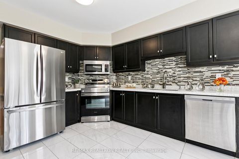 Photo 14 at 240 Austinpaul Drive, Summerhill Estates, Newmarket