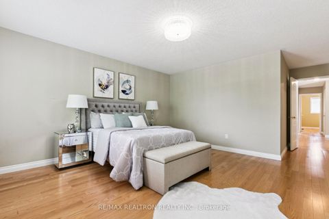 Photo 25 at 240 Austinpaul Drive, Summerhill Estates, Newmarket